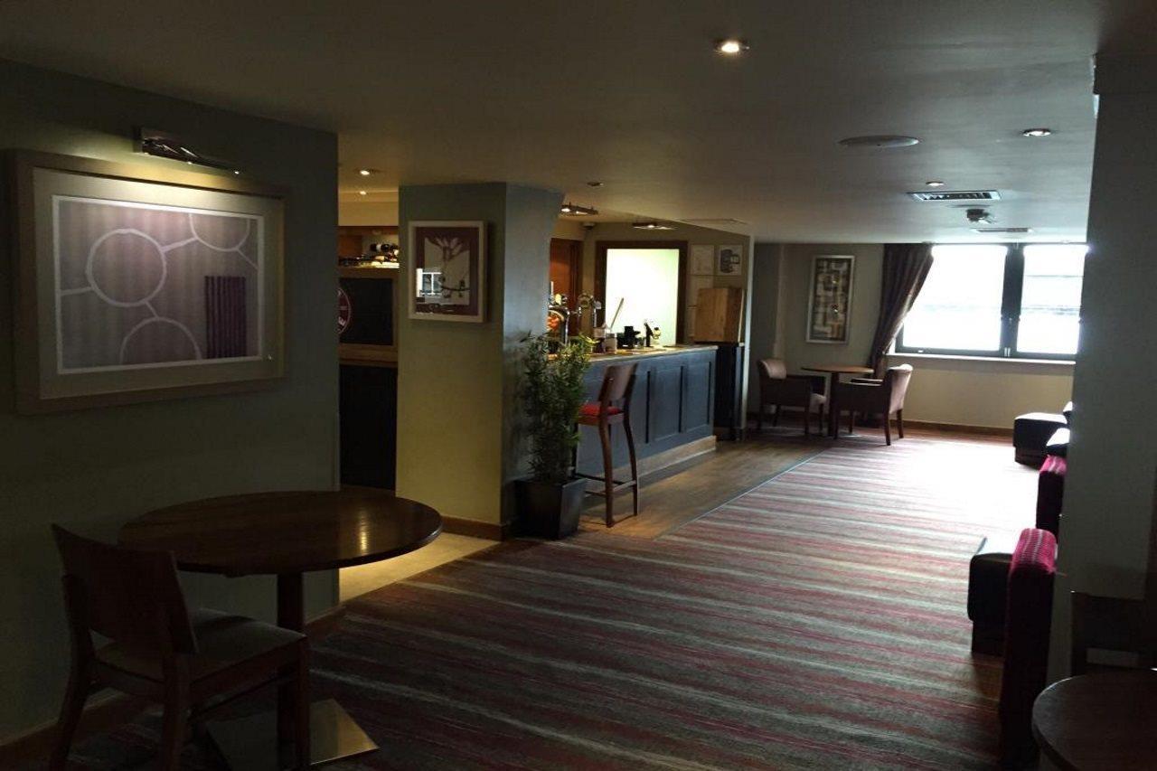 Premier Inn Brentwood Exteriér fotografie