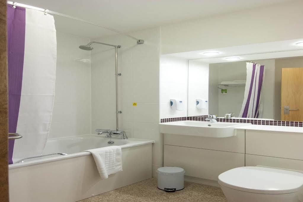 Premier Inn Brentwood Exteriér fotografie