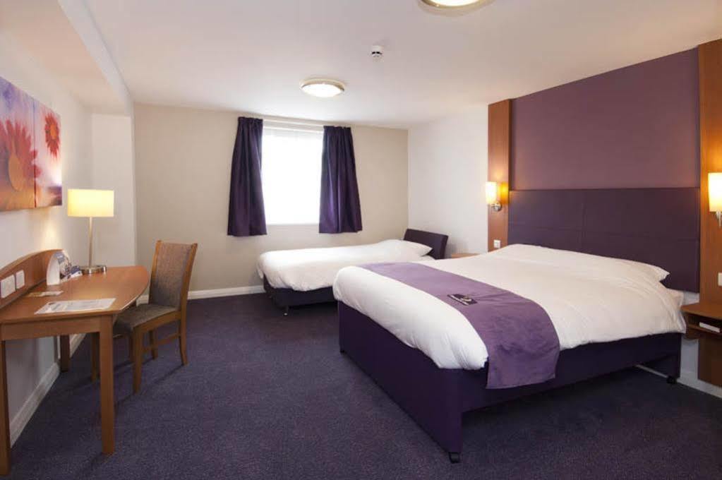 Premier Inn Brentwood Exteriér fotografie